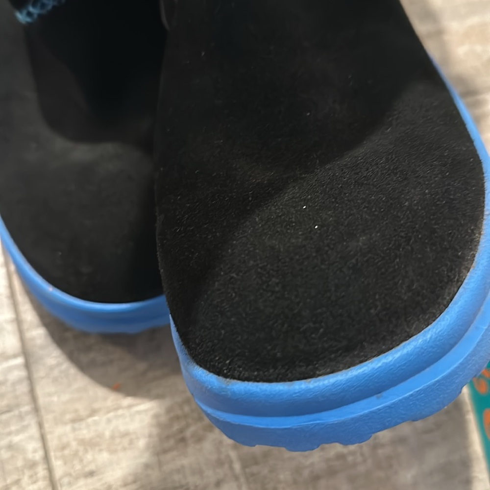 Ugg boots - Picture 4 of 7